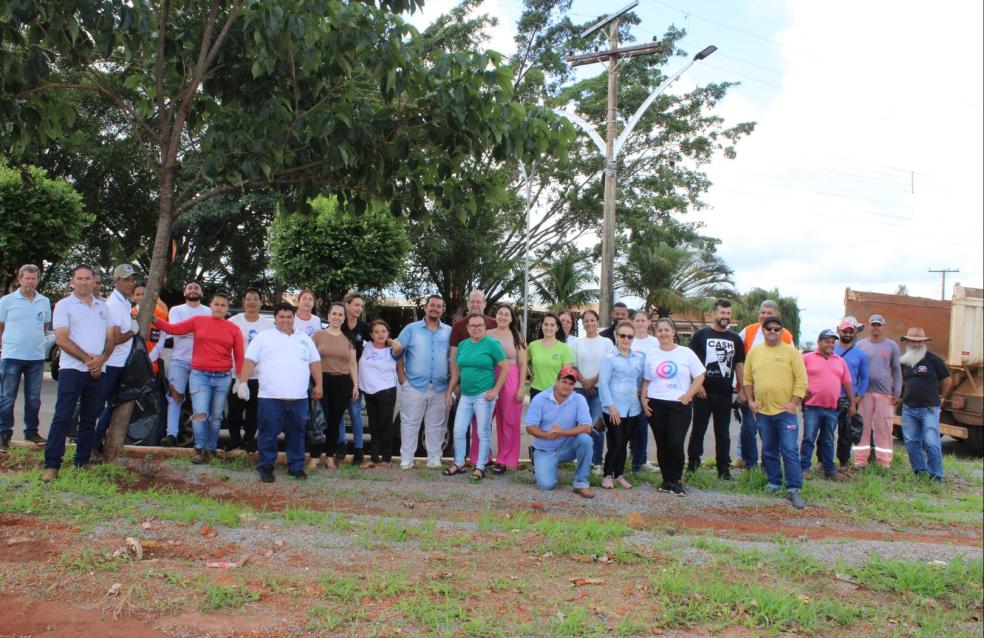 Manejo ambiental em combate à dengue.