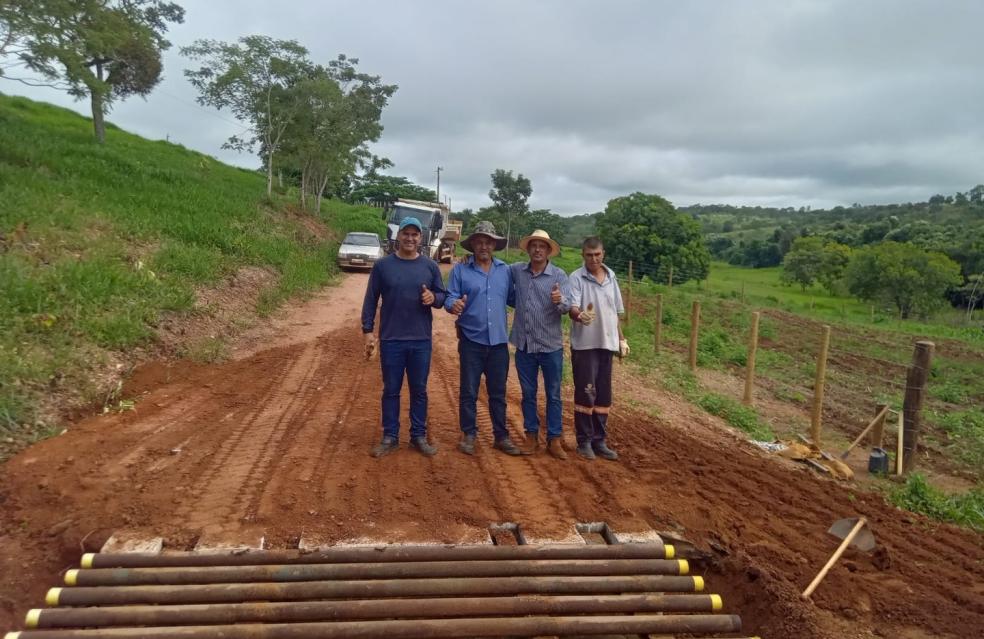 #obras | A Prefeitura Municipal de Ouvidor realiza várias ações no município.